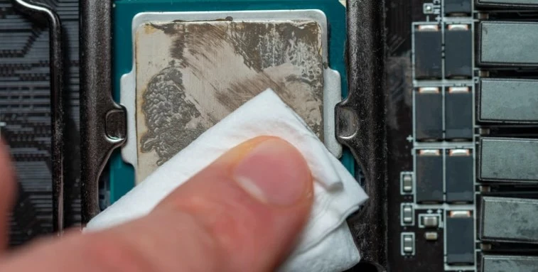 Scratching the dried Thermal Paste